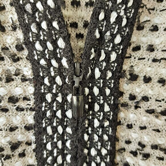 ST. JOHN Knit Ribbon Tweed Jacket Size 4 Zip Front Ivory Black Collarless Blazer - Picture 9 of 11